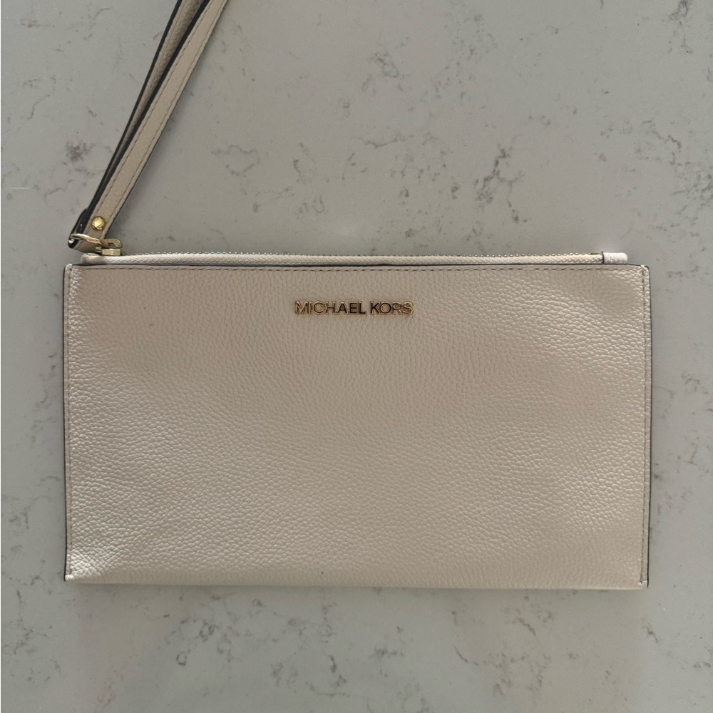 Michael Kors Wristlet